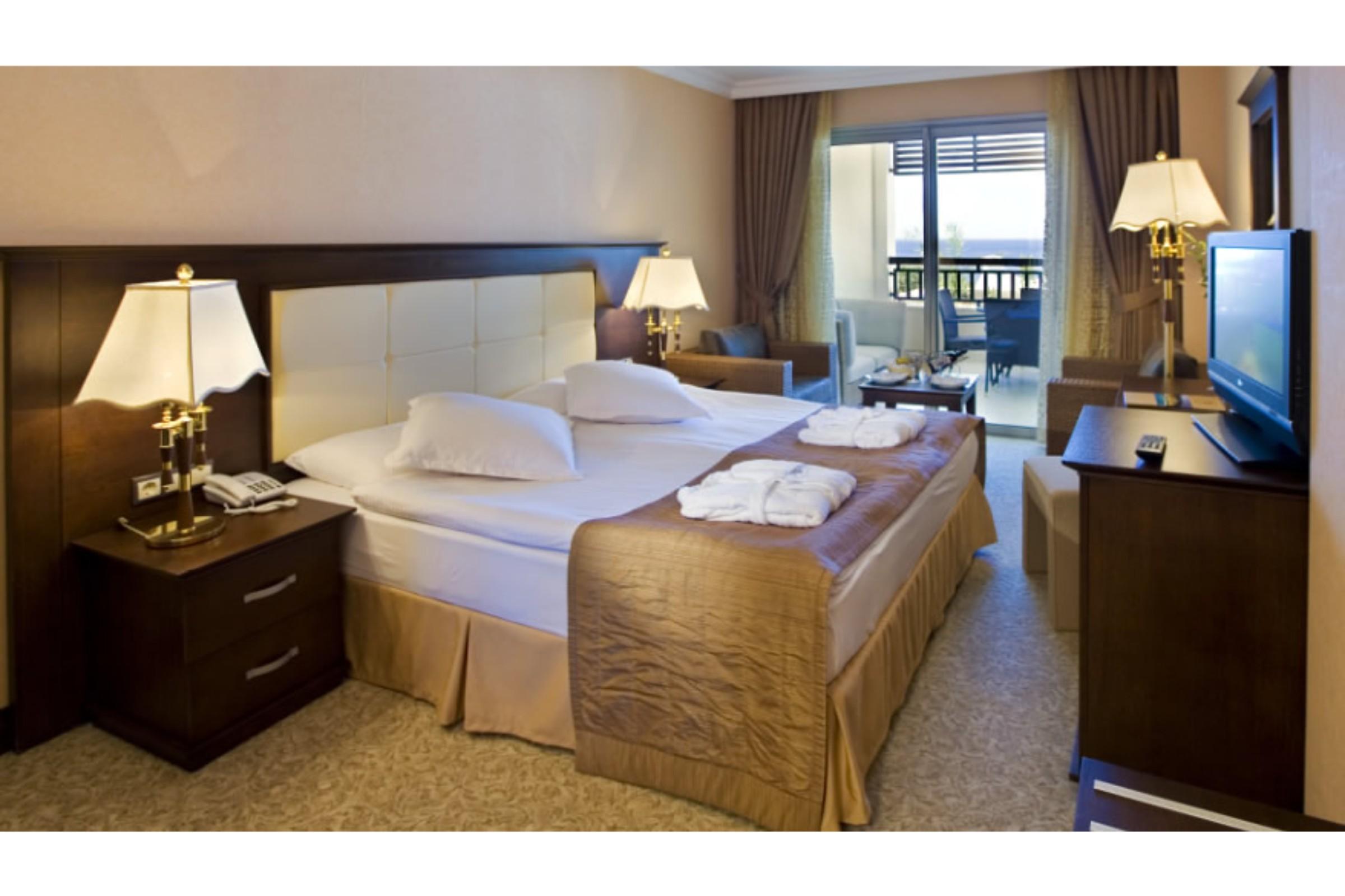 Latanya Park Resort Yaliciftlik Ngoại thất bức ảnh