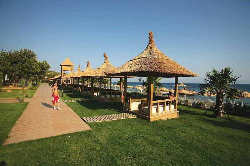 Latanya Park Resort Yaliciftlik Ngoại thất bức ảnh